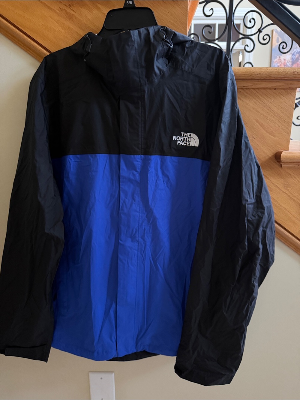 The North Face Black and Blue Hooded Rain Jacket New With Tag